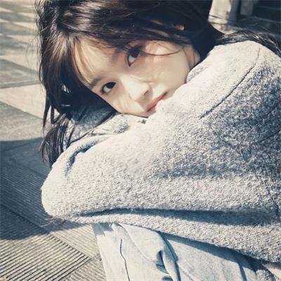 怪物少女妮莫娜